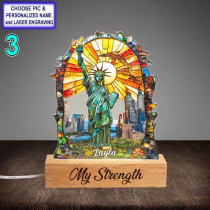 Personalized Statue Of Liberty Acrylic Night Light with Name Engraving - Image 3
