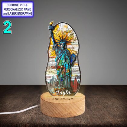 Alternative view of Personalized Statue Of Liberty Acrylic Night Light with Name Engraving