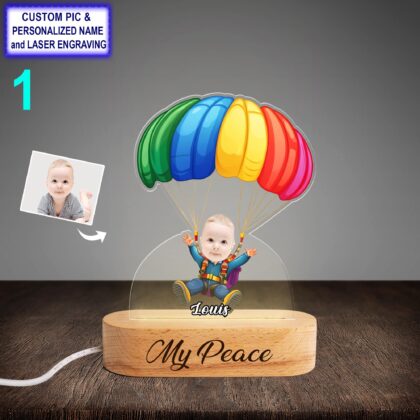 Personalized Skydiving Night Light with Name Engraving – Custom LED Beech Wood Lamp