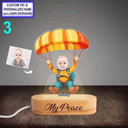 Personalized Skydiving Night Light with Name Engraving – Custom LED Beech Wood Lamp - Image 3