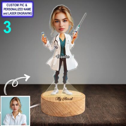 Personalized Nurse Night Light with Name Engraving – Custom LED Beech Wood Lamp - Image 3