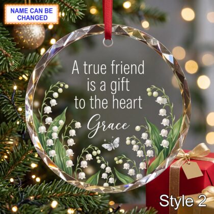 Alternative view of Personalized Friendship Glass Ornament – A True Friend Is a Gift to the Heart